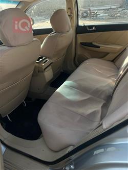 BYD F6
